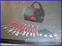MacTools P301885 21pc Red Long Reach 11 Pliers Adjustable Wrench set +Tool Bag