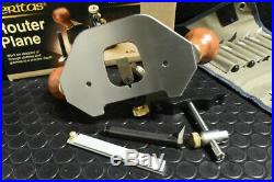 Veritas Large Router Plane with Fence Plus a Full Set of Cutters