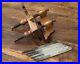 Vintage-Wooden-Screw-Stem-Plough-Plane-and-Set-of-Six-Cutters-Great-Condition-01-ycmu